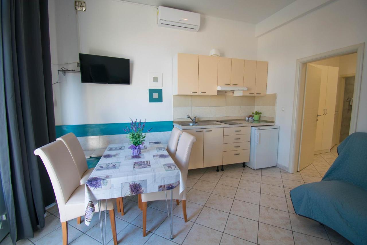 Family Apartment Manuela - Baška Voda エクステリア 写真